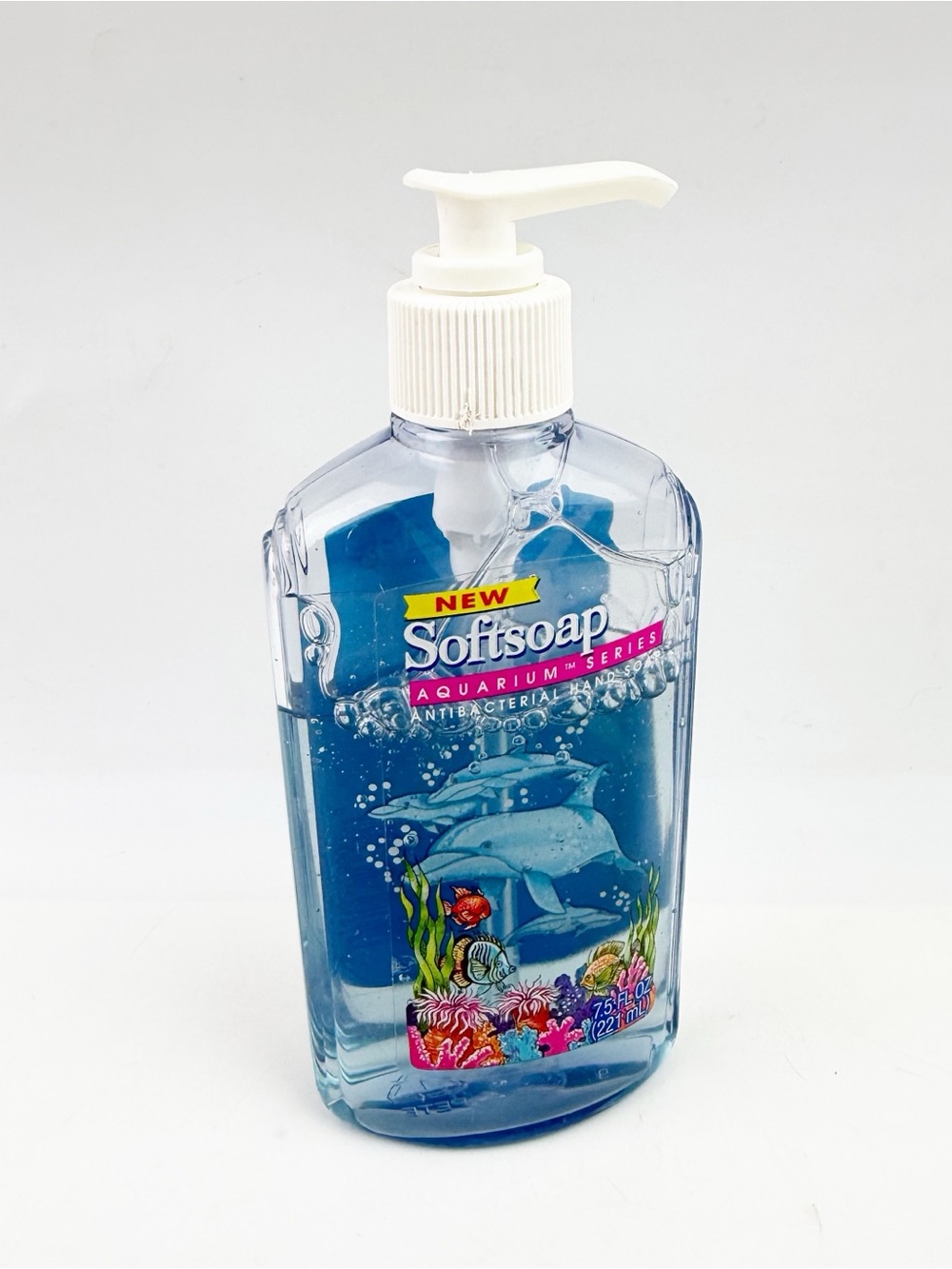Vintage Y2K Softsoap Aquarium Series Dolphin Hand Soap 7.5 oz Pump NOS *Read